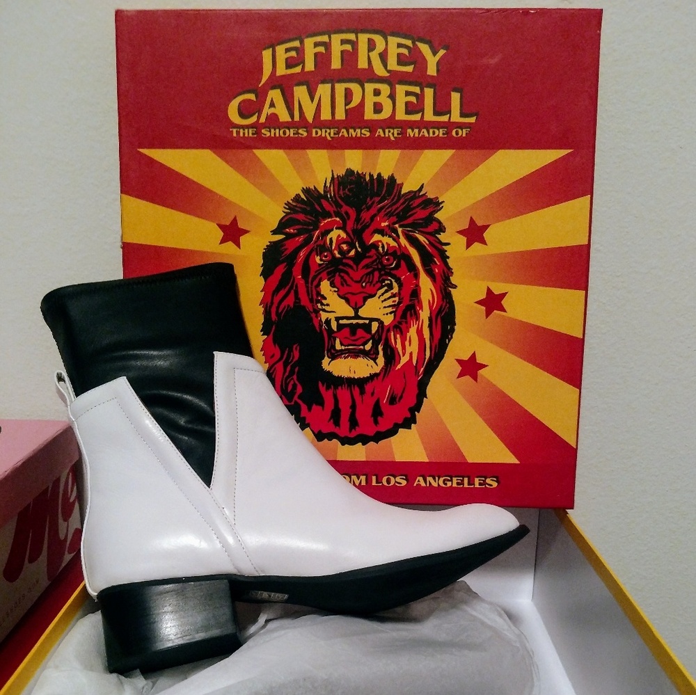 Jeffrey Campbell Muskrat